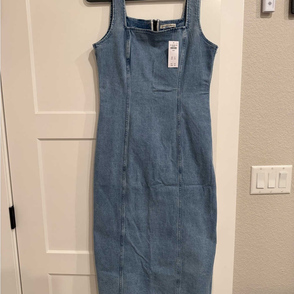Abercrombie Square Neck Midi Dress
